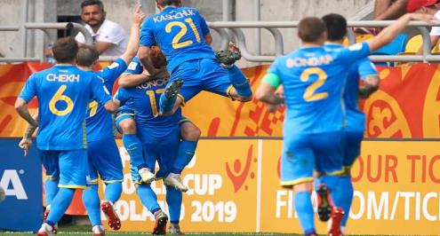 أوكرانيا تقصي إيطاليا وتتأهل لنهائي مونديال الشباب